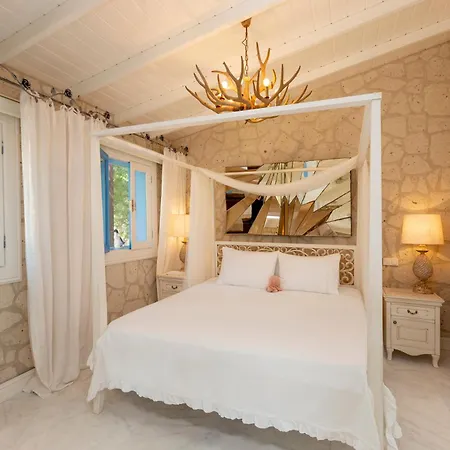 Sabrinas Haus - Adult Only +14 4*