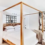 Sabrinas Haus - Adult Only +14 Hotel